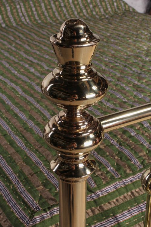 fig 1. Fabulous quality Victorian king size all brass bed by Hoskins and Sewell,