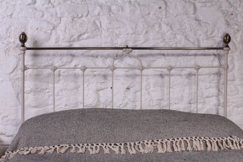 fig 1. Individual classic Victorian no end double bed