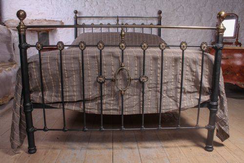 fig 2. Beautiful individual classic Victorian black and brass 5Ft king size bed