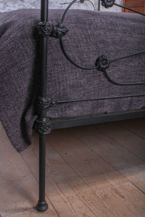 fig 2. Lovely Irish cottage style 5Ft all iron king size bed
