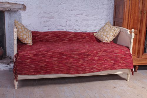 Pretty Original Painted French Day Bed with Base