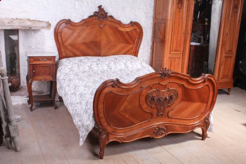 Lovely Carved Walnut Louis Xv Style Double Bed
