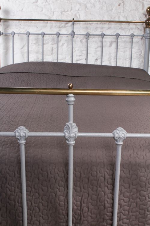 fig 3. Classic Victorian brass and 5Ft iron king size bed