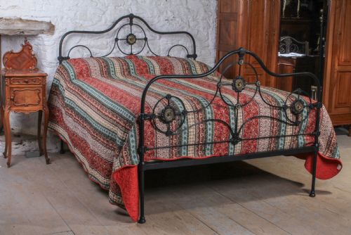 Lovely Early Victorian Iron and Brass 5ftking Size Bed