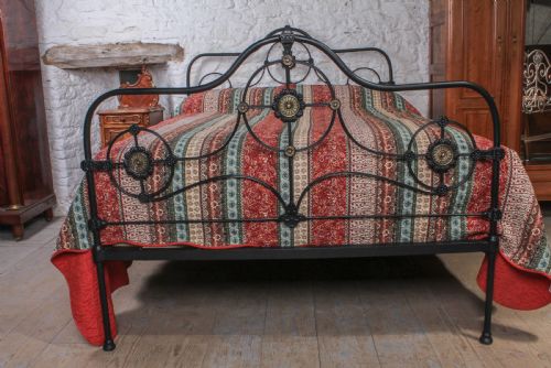 fig 1. Lovely early Victorian iron and brass 5Ftking size bed