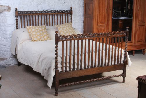 Unusual Edwardian Oak Double Bed with Barley Twist Posts