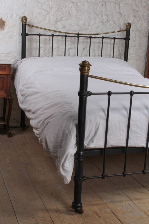 fig 2. Classic Edwardian dip rail brass and iron bed