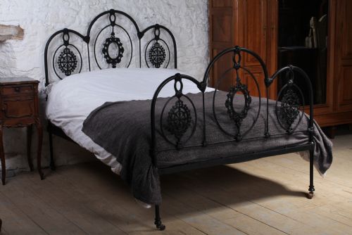 Beautiful Early Victorian All Iron Three Hoop Double Bed