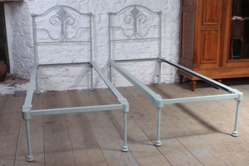 fig 1. Pretty pair of small single Portuguese forged iron (can be joined)