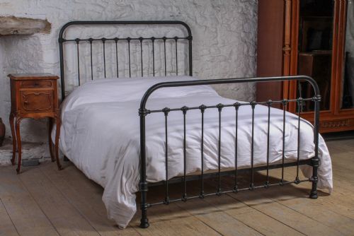 Fashionably Simple French All Iron Double Bed