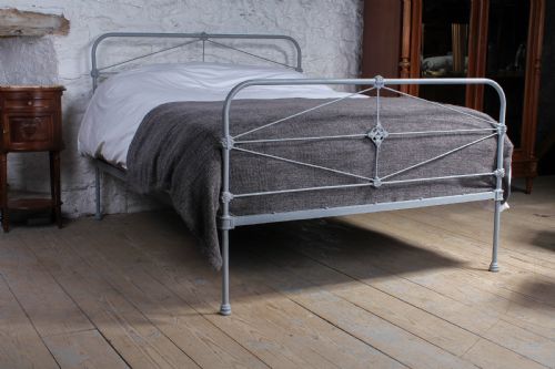 Simple Irish All Iron King Size Bed