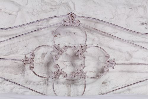 fig 2. Fabulous early Victorian no end king size bed