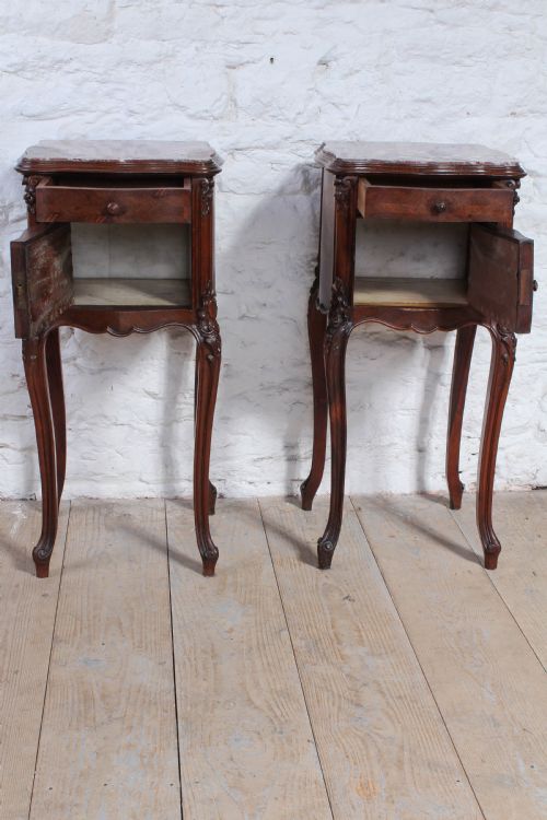 fig 2. Very beautiful Rosewood Louis XV style king size bed and matching bedsides