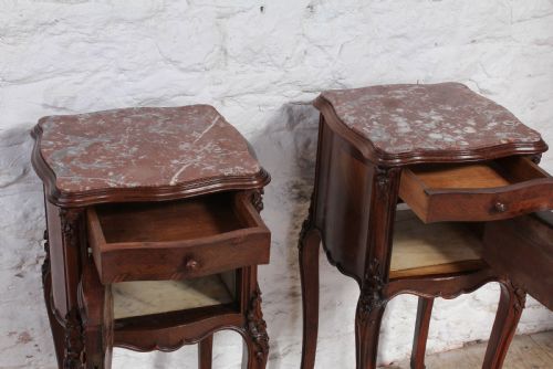 fig 4. Very beautiful Rosewood Louis XV style king size bed and matching bedsides