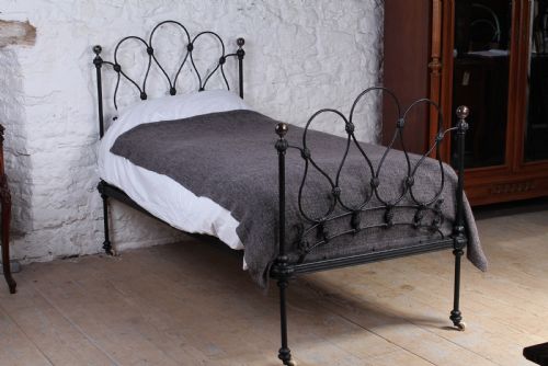 Beautiful Rare All Original Scholbred Single Bed