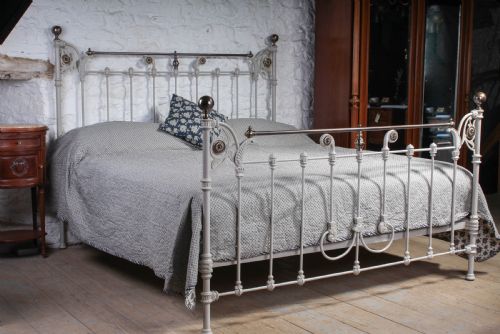 Rare Super King Size 6ft Victorian Brass and Iron Bed
