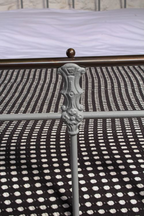 fig 2. Classic Victorian double brass and iron bed