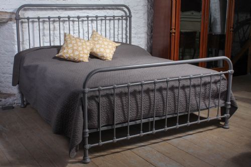 Good Quality Simple 6ft Super King Size All Iron