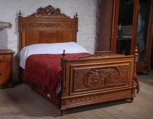 Lovely Chestnut Double Breton Bed