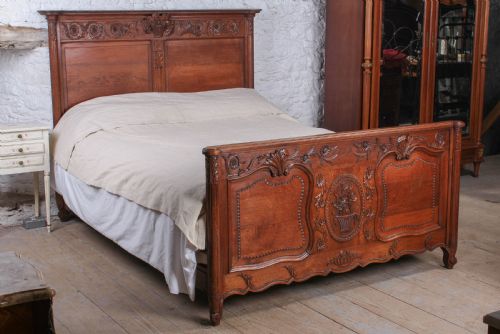 Lovely French Provincial Carved Oak King Size Bed