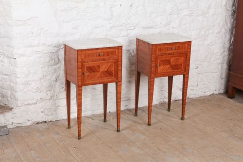 Very Nice Pair of Tulip Wood Veneer Bed Sides