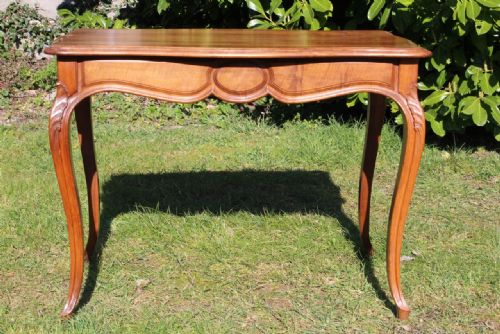Walnut Louis Xv Style Small Table
