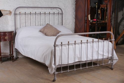 Lovely Simple  French King Size Iron and Brass Bed