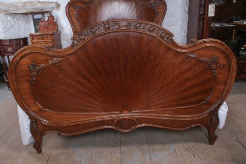 fig 3. Spectacular Louis XV style double bed