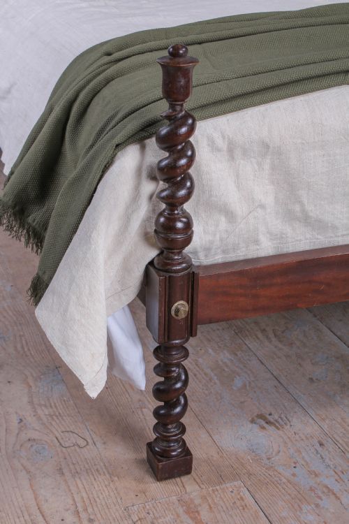 fig 1. Colonial style solid mahogany no end double bed