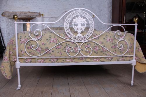 fig 1. Very pretty forged iron king size bed