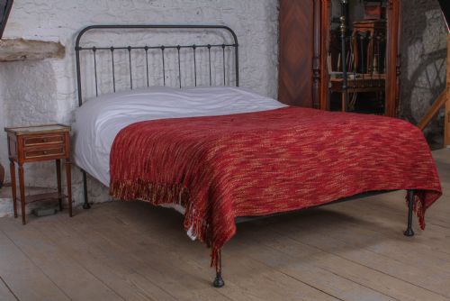 Fashionably Simple French All Iron No End King Size Bed