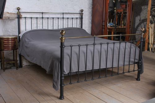 Handsome Classic  Victorian Super King Size Bed