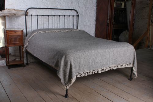 Pleasingly Simple All Iron King Size Bed