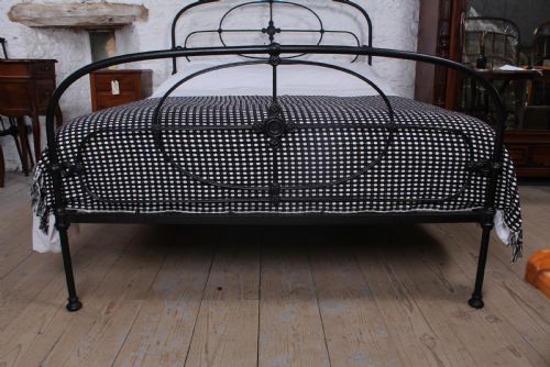 fig 1. Very nice Irish 5Ft all iron bed