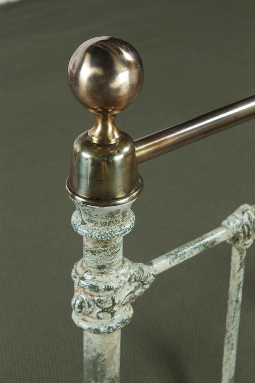 fig 1. Classic Victorian brass and iron double bed