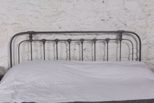 fig 1. Fashionable simple all iron king size bed
