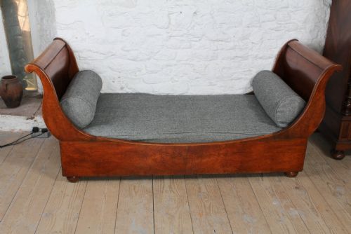 fig 1. Very attractive French mahogany Lit Bateau day bed