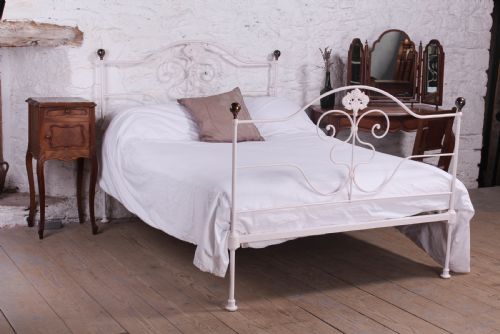Pretty Simple Portuguese Forged Iron Double Bed