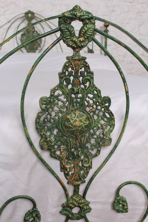fig 1. Very lovely early Victorian king size bedstead