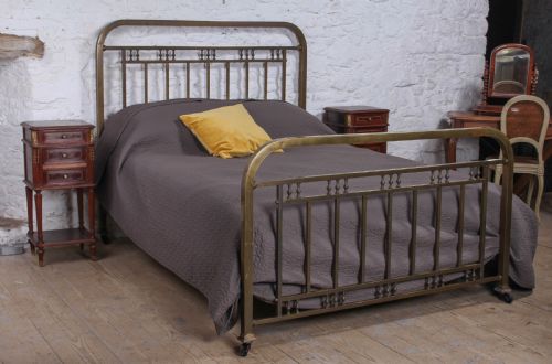 Fashionable Simple French Aged Brass King Size Bed