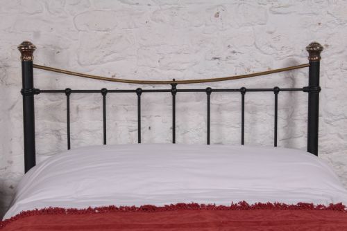 fig 3. Classic Edwardian black and brass dip rail