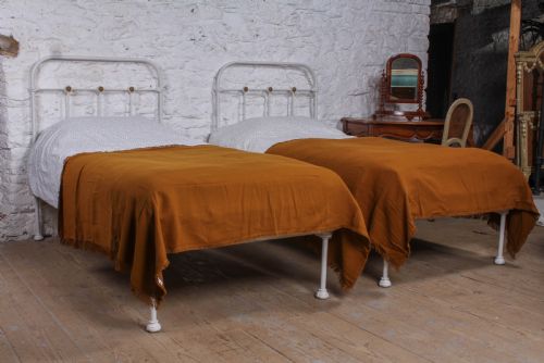 Pretty Pair of Simple French Single Nil End Beds (Can Be Joined)