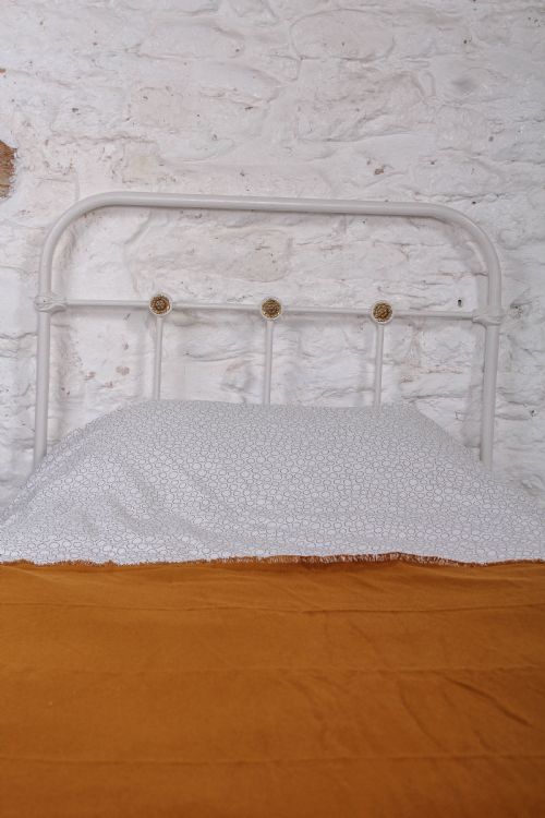 fig 1. Pretty pair of simple French single nil end beds (can be joined)
