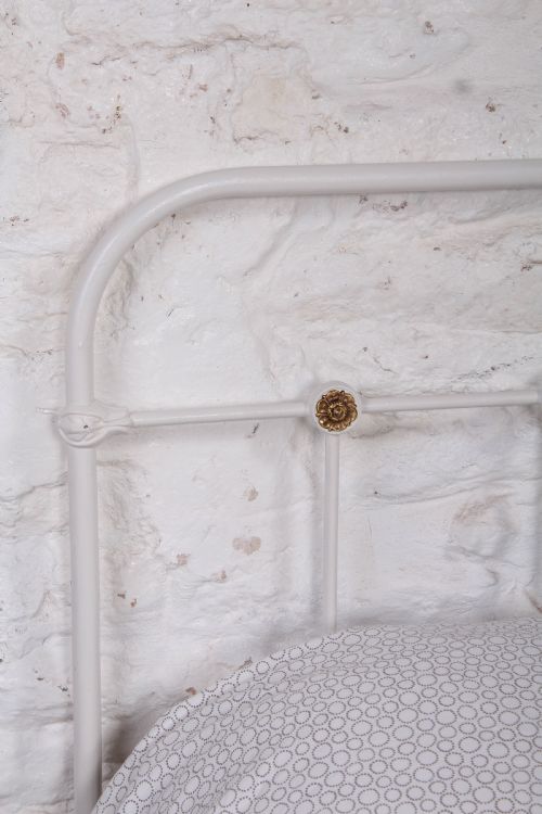 fig 3. Pretty pair of simple French single nil end beds (can be joined)