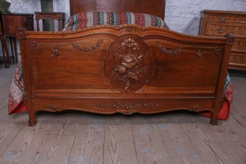 fig 1. Beautiful Louis XVI style king size bed with exquisite carving
