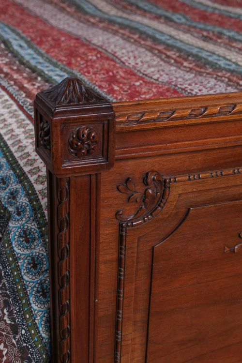 fig 4. Beautiful Louis XVI style king size bed with exquisite carving