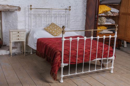 Classic Victorian Queen Size Brass and Iron Bed