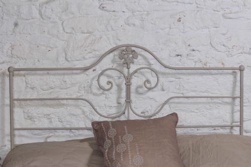 fig 1. Pretty Portuguese double no end bed