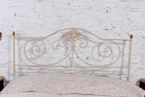 fig 2. Pretty forged iron no end double bed
