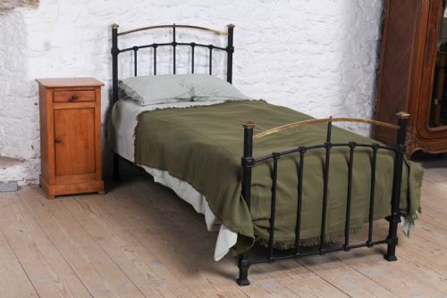 Classic Edwardian Brass and Iron Single Bed